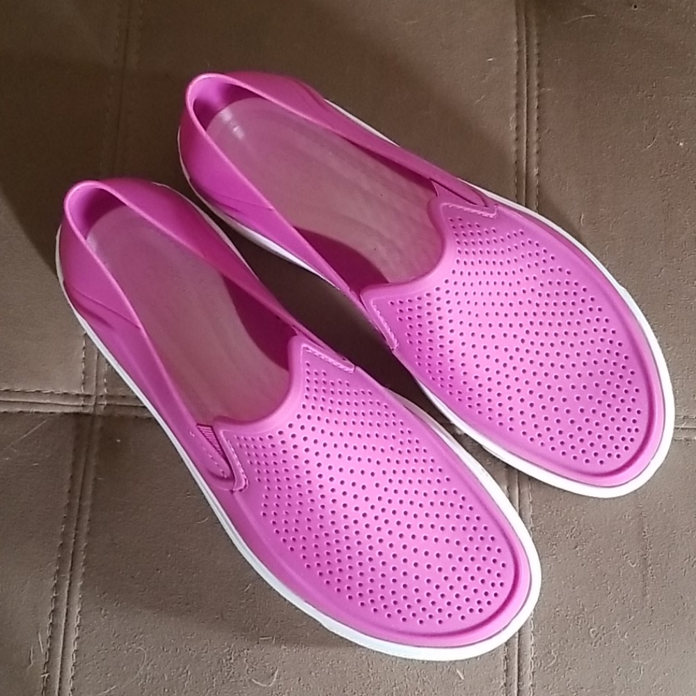 Crocs loafers